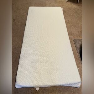 Twin XL memory foam mattress topper